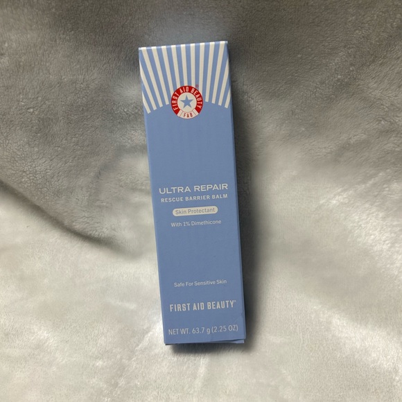 First Aid Beauty Ultra Repair Rescue Barrier Balm - Picture 1 of 5